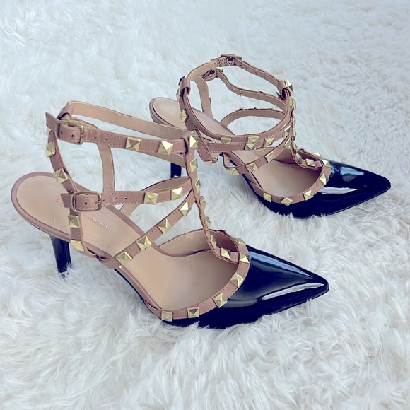 BCBGeneration Black/Tan Pointed Toe Heels - Picture 3 of 6